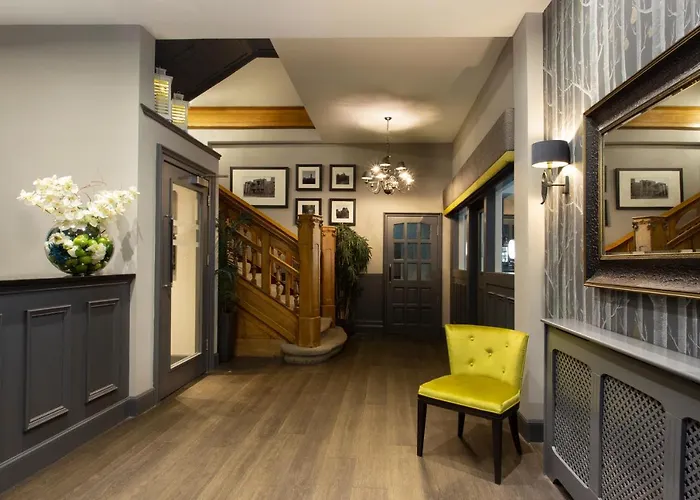 Orchard Park Hotel